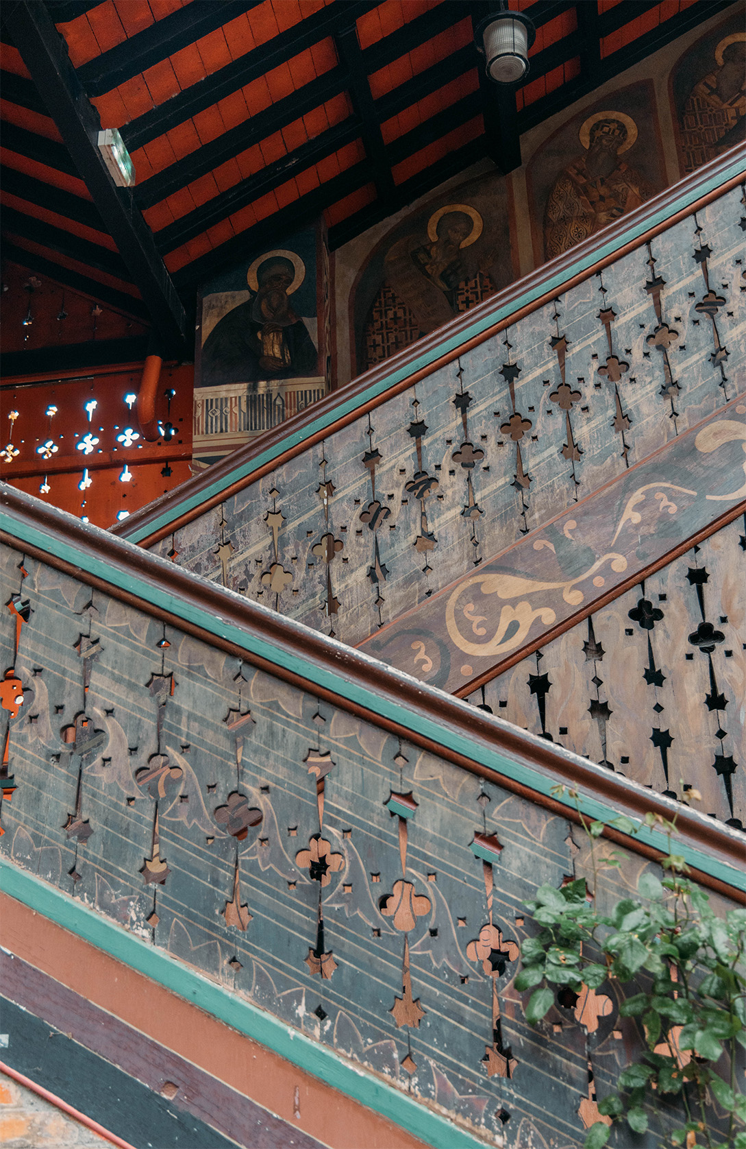 Le quartier du combat_L’église Saint-Serge de Radonège détail