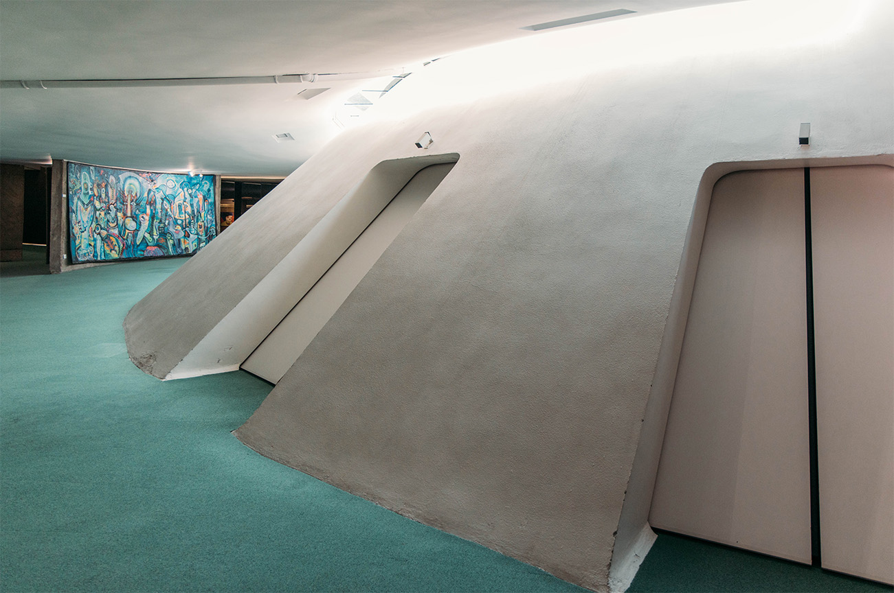 Le quartier du combat_Le siège du Parti communiste français entre