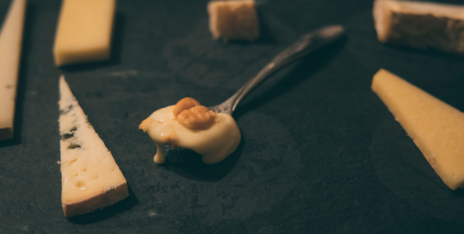 Une dégustation accords fromages et vins