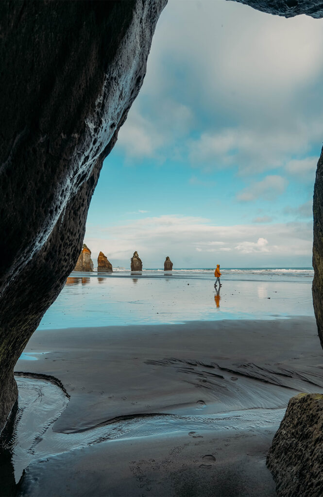 Three Sisters and the Elephant Rock 2