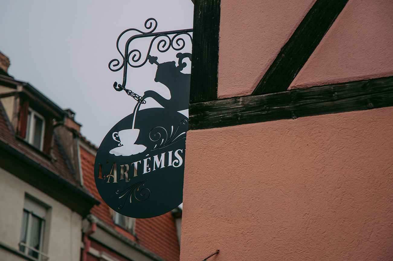 Colmar a noel que voir_Ou manger_L’Artsémise, le salon British par excellence