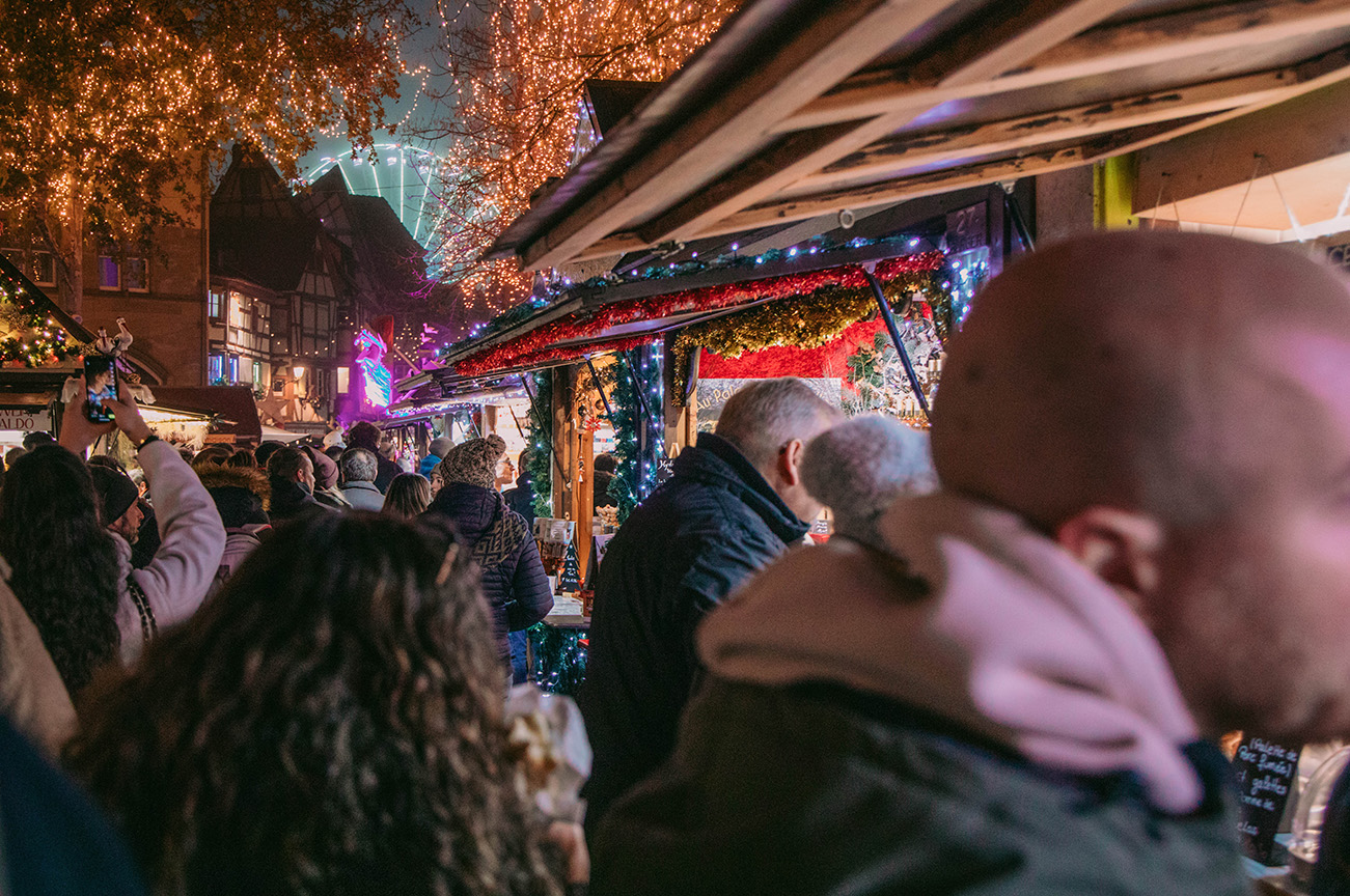 Colmar a noel que voir_Les marchés de noël de Colmar_Le marché de noël de la place Jeanne d’Arc