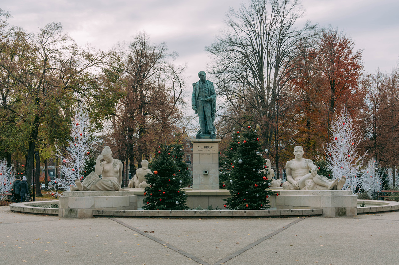 Colmar a noel que voir_Les marchés de noël de Colmar_La patinoire 2