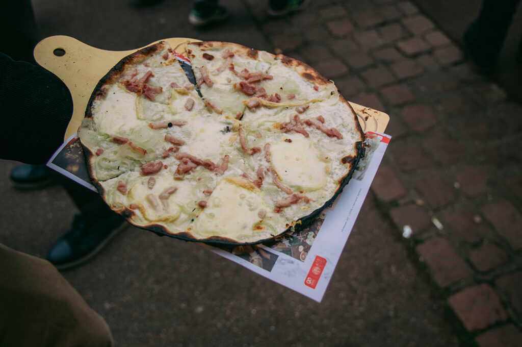 Les spécialités Alsaciennes_Les spécialités salées_La flammenkueche ou la tarte flambée