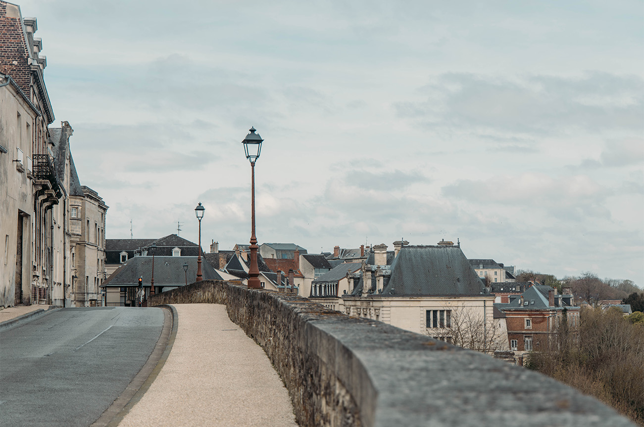Un week-end dans l’Aisne : découverte de Laon_Longer les Remparts