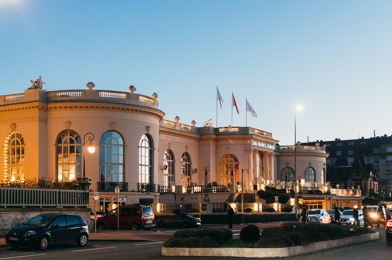 TROUVILLE_A PAS DE DINO_UN WEEK END A DEAUVILLE ET TROUVILLE_CASINO
