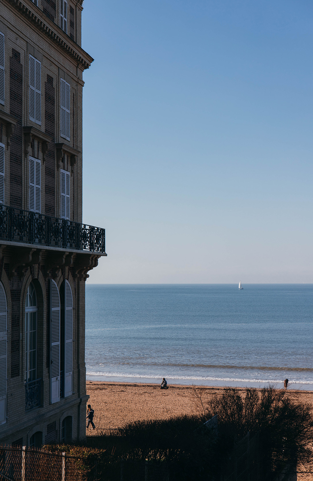 TROUVILLE_A PAS DE DINO_UN WEEK END A DEAUVILLE ET TROUVILLE_PLAGE DE TROUILLE_A PAS DE DINO 1