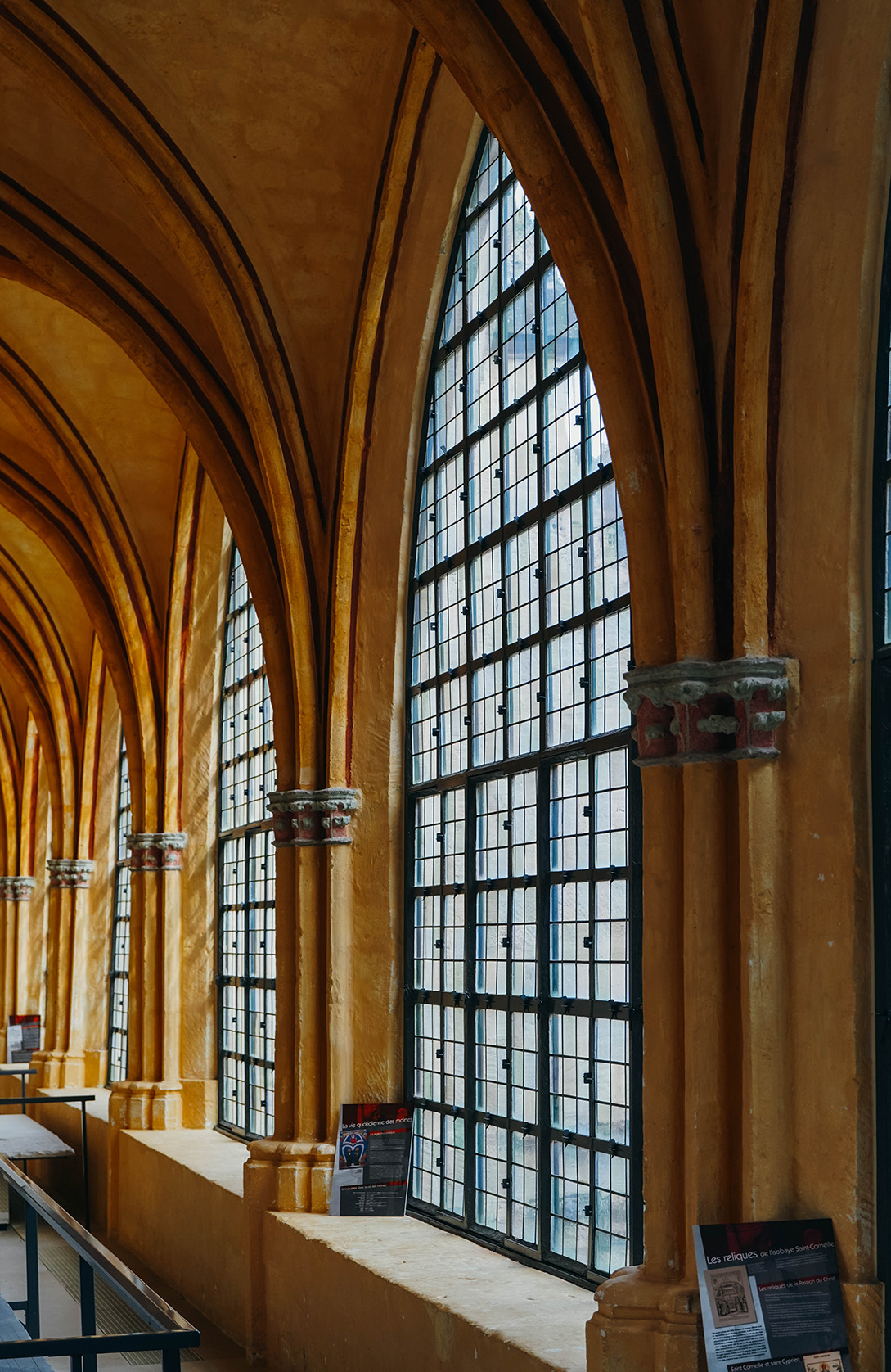 Visiter Compiègne en 1 jour_Le cloître de l'abbaye Saint-Corneille_1
