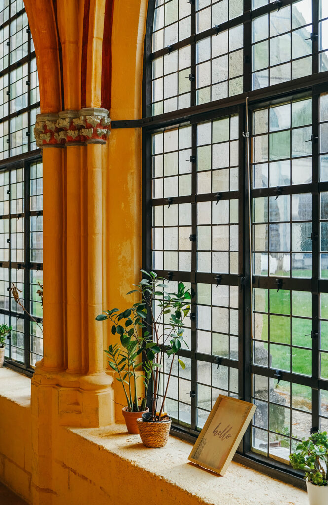 Visiter Compiègne en 1 jour_Un thé chez Nougatine, au cloître_2