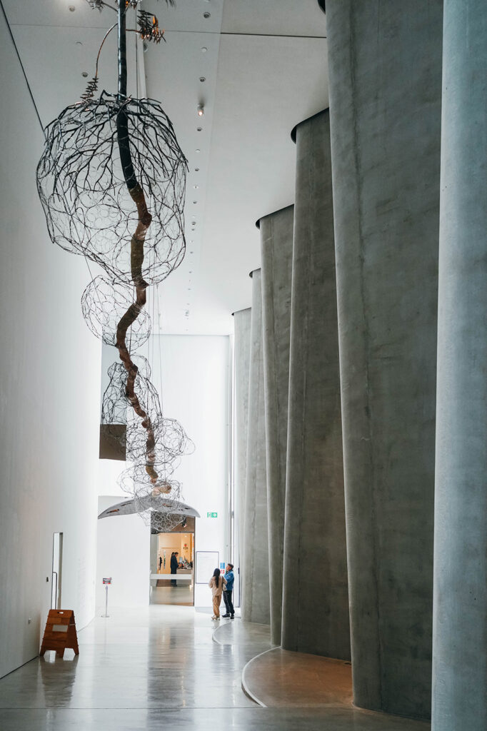 Que faire à New Plymouth en Nouvelle-Zélande ?​_OU MANGER_APASDEDINO_Govett-Brewster Art Gallery​_1