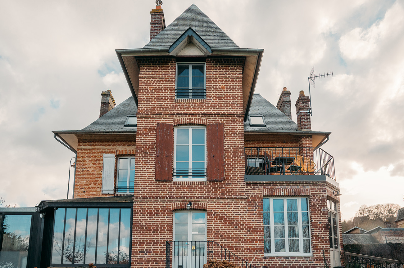 UNE JOURNÉE À HONFLEUR_OÙ DORMIR À HONFLEUR_ENTRE TERRE ET ESTUAIRE_A PAS DE DINO