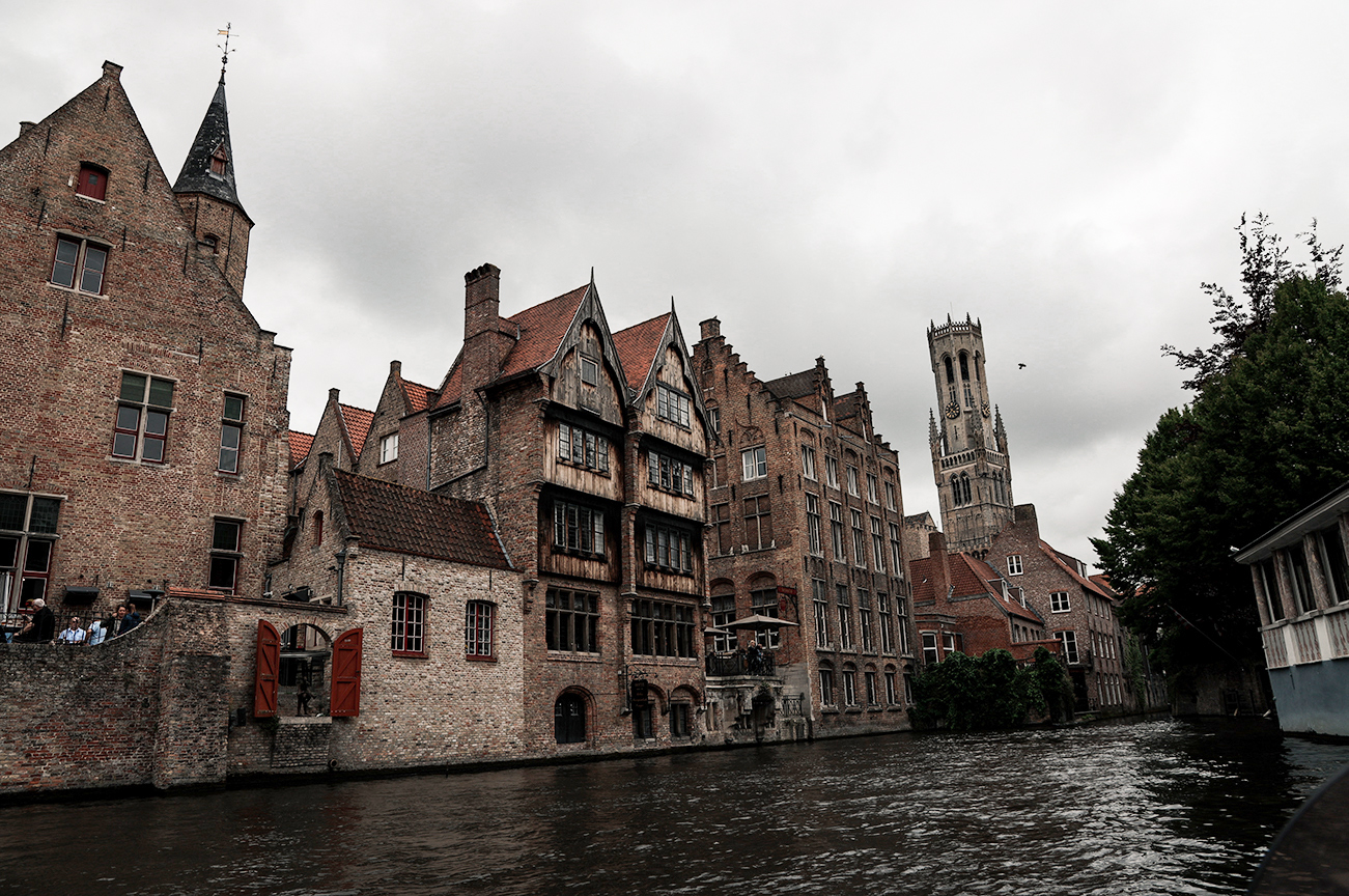 Week-end à Bruges : que faire en 3 jours ?_Flâner le long des canaux et se perdre dans les petites rues de Bruges​​_A PAS DE DINO