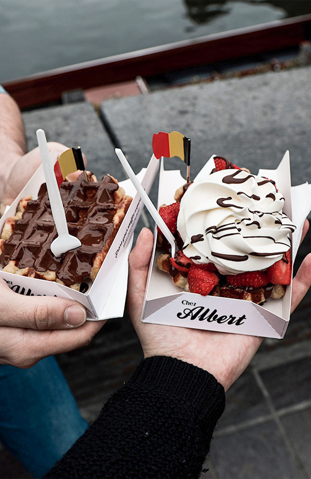 Week-end à Bruges : que faire en 3 jours ?_Ou manger à Bruges_Albert pour des gaufres toutes chaudes​_A PAS DE DINO