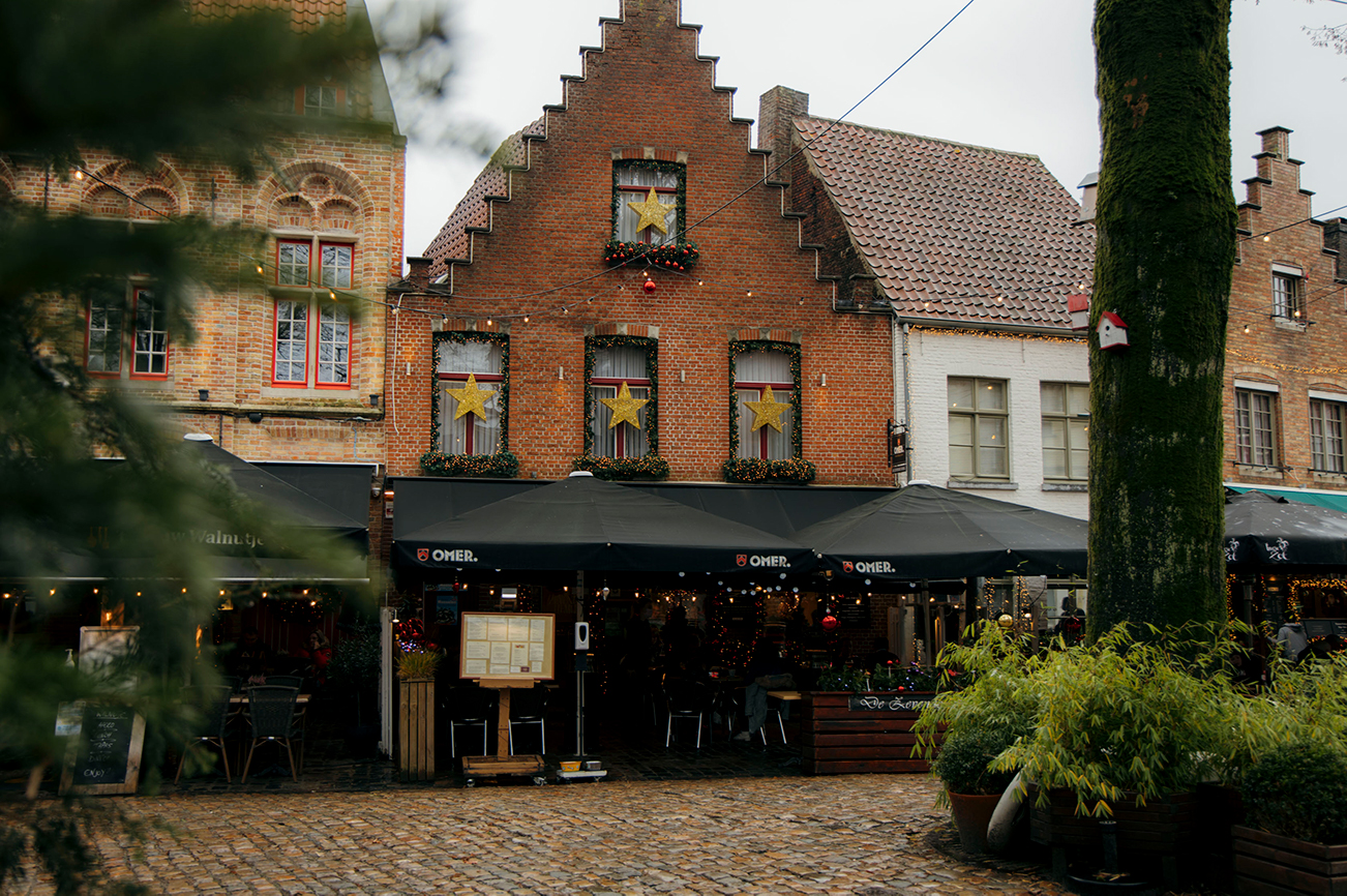 Une journée de Noël à Bruges_Petit passage au Walplein​_A PAS DE DINO_3