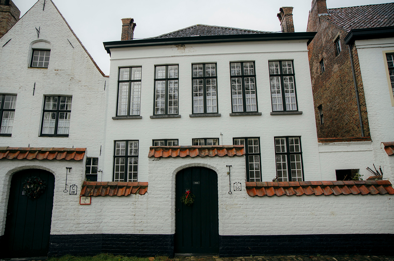 Une journée de Noël à Bruges_Flâner des les béguinages de Bruges​_A PAS DE DINO_3
